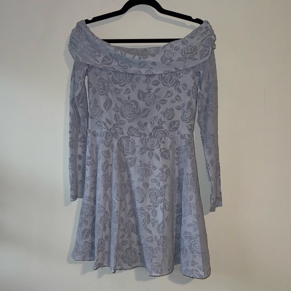 wild fable Dresses & Skirts - Brand New Wild Fable Off-the-shoulder Velvet Rose Floral Long Sleeve Mini Dress